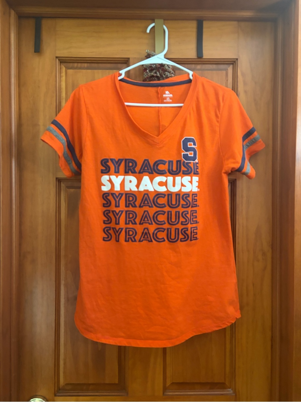 Syracuse Orange Women’s V-Neck Shirt large 12/14 Tee Striped Sleeve Stacked Tex